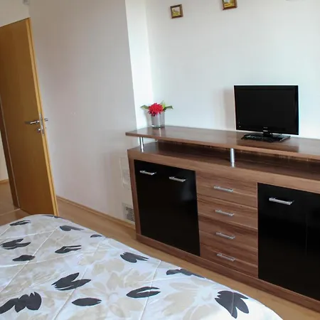 Marlea Apartament *